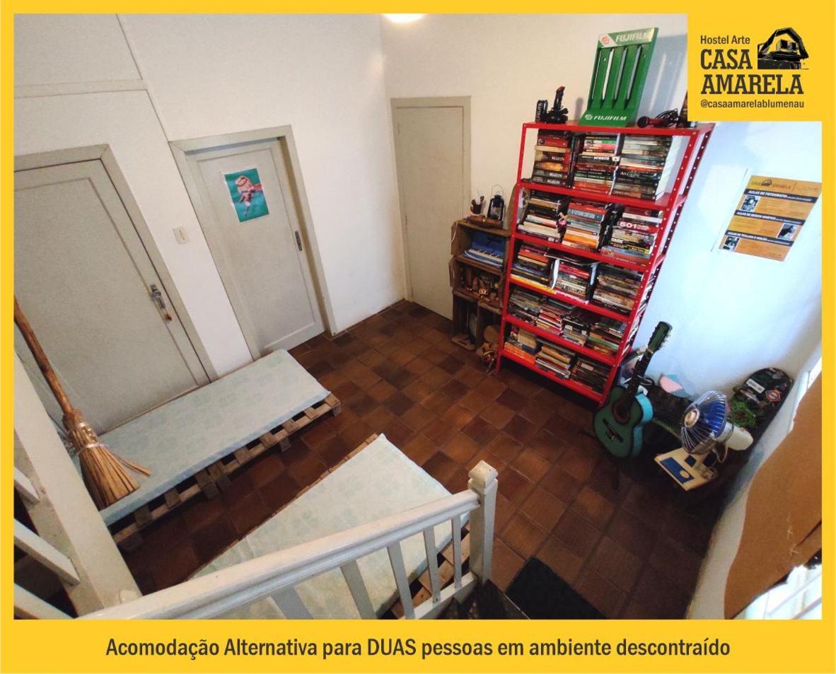 Casa Amarela Blumenau Hospedagem Alternativa Hostel Εξωτερικό φωτογραφία